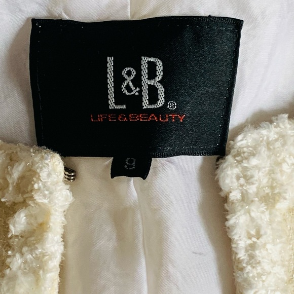 L & B blazer & skirt set - Picture 7 of 7